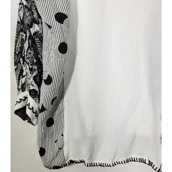 John Mark Women's Embroidered Black & White Crinkle Textured Blouse Size S - Picture 11 of 12